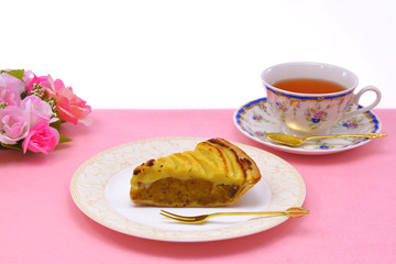 美味しいポテトケーキ/ホクホクのサツマイモをが美味しいショートケーキ