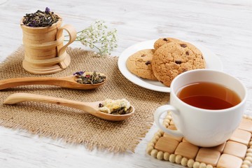 Herbal tea and cookies
