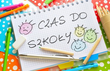 przybory szkolne © Pio Si