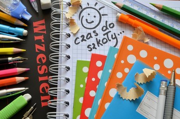 przybory szkolne © Pio Si