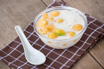 Sweet melon balls and milk