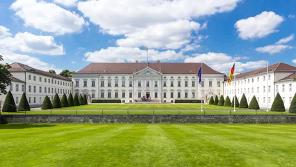Foto op Canvas Schloss Bellevue in Berlin. Wohnsitz vom Bundespräsidenten. © FSEID