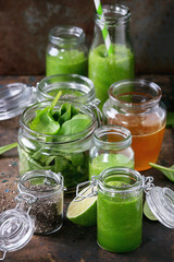Fototapeta na wymiar Green spinach smoothie