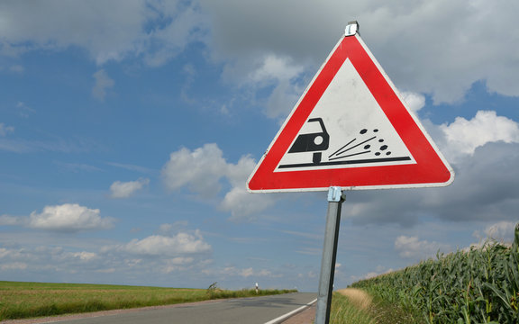 achtung rollsplitt