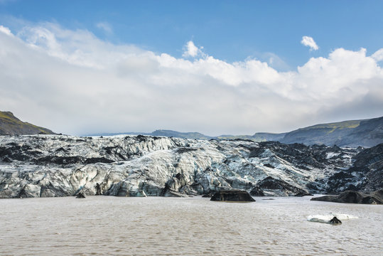 Jokulsarlon glacier in the sunny day. Vatnajokull National Park. Iceland.