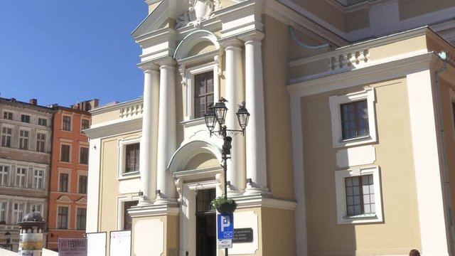 Old town - Torun. UHD footage. People on the streets of old town in Torun. August, 2016