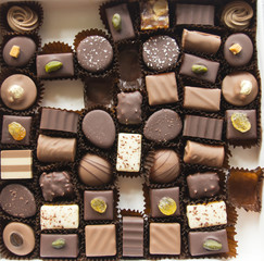 offene pralinenschachtel