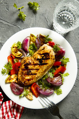 Grilled chicken with vegetable
