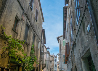 Fototapeta premium Narrow street, Pitigliano, Tuscany