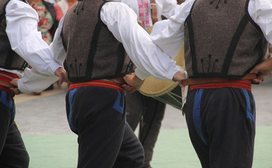 Macedonian dance
