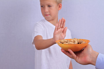 Peanut allergy concept