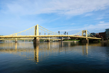 Naklejka na ściany i meble Bridge in Pittsburgh, Pennsylvania