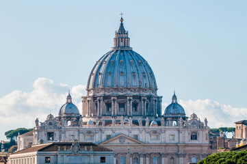 Fototapeta na wymiar Saint Peter's Basilica in Vatican City, Italy