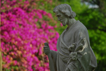 Saint joseph outdoor statue