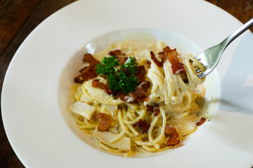 carbonara with bacon