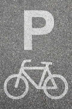 Parkplatz Fahrrad parken Rad Verkehr Mobilität