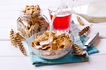 Cereal flakes for breakfast