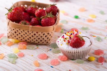 Tartlets with cream