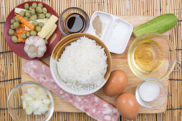 Ingredient of bacon fire rice