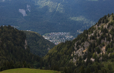 Village dans la vallée