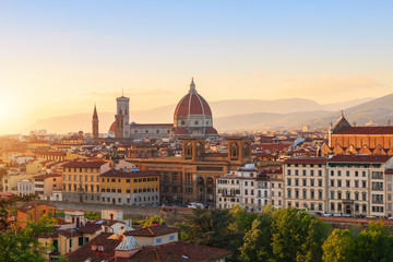 Fototapeta na wymiar Beautiful views of Florence cityscape in the background Cathedra