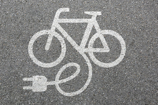 Fototapeta E-Bike Ebike E Bike Pedelec elektro Fahrrad fahren Rad Umwelt um