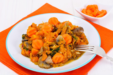 Vegetable Stew with Mushrooms