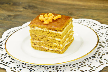 Cake with Condensed Milk, Nuts and Honey