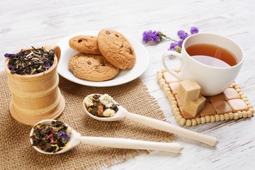 Herbal tea and cookies