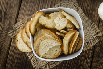 Some fresh baked bread chips