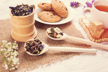 Herbal tea and cookies