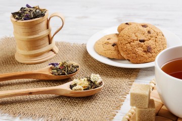 Herbal tea and cookies