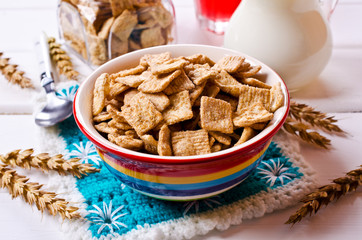 Cereal flakes for breakfast