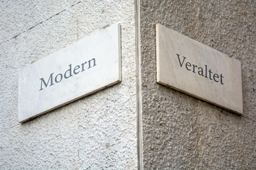 Schild 109 - Modern