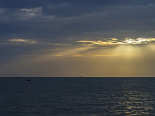 Fototapeta premium Sunset on the sea, Thailand 