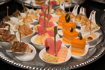  delicious assorted mini food standing cocktai banquet