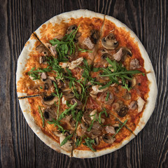 Pizza with chicken and mushrooms