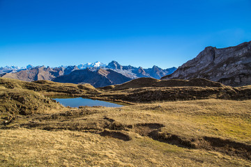 Fototapeta premium Montagne - Lac de Peyre