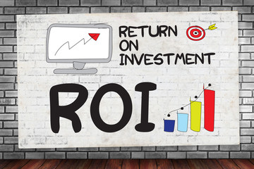 ROI RETURN ON INVESTMENT Businessman work ROI