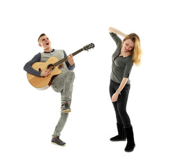 Obraz premium Teenagers singing and dancing