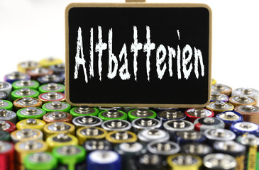 Haufen mit Altbatterien
