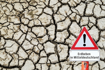 Warnschild Erdbeben in Mitteldeutschland