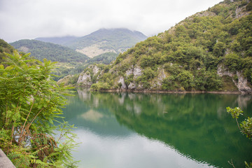 Fototapeta na wymiar Lake San Domenico