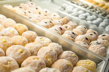 doughnuts on the shelf