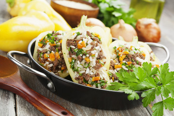 Stuffed paprika with meat
