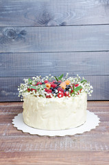wedding cream cheese cake with berries