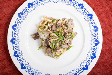 Beef noodles with leek