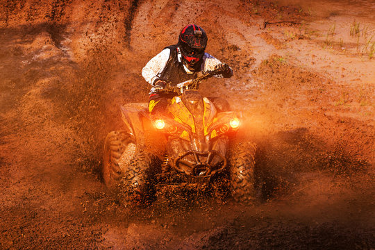ATV mud racing