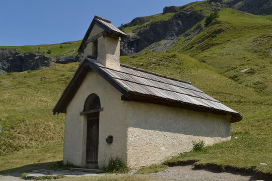 kapelletje in de Franse alepen