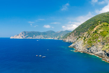 Obraz premium Cinque Terra. The coastline of the national park.